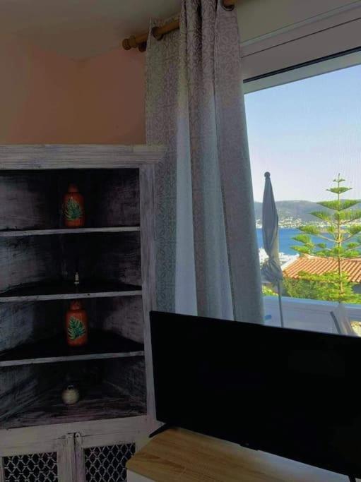 Studio With Unique View Near The Beach! Порто-Рафті Екстер'єр фото
